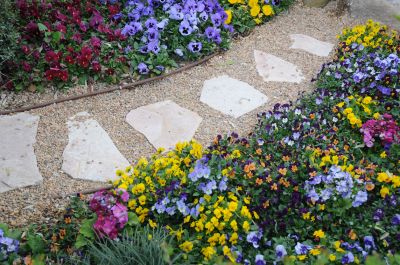Ensure Top Quality Results With Professional Garden Walkway Repair!